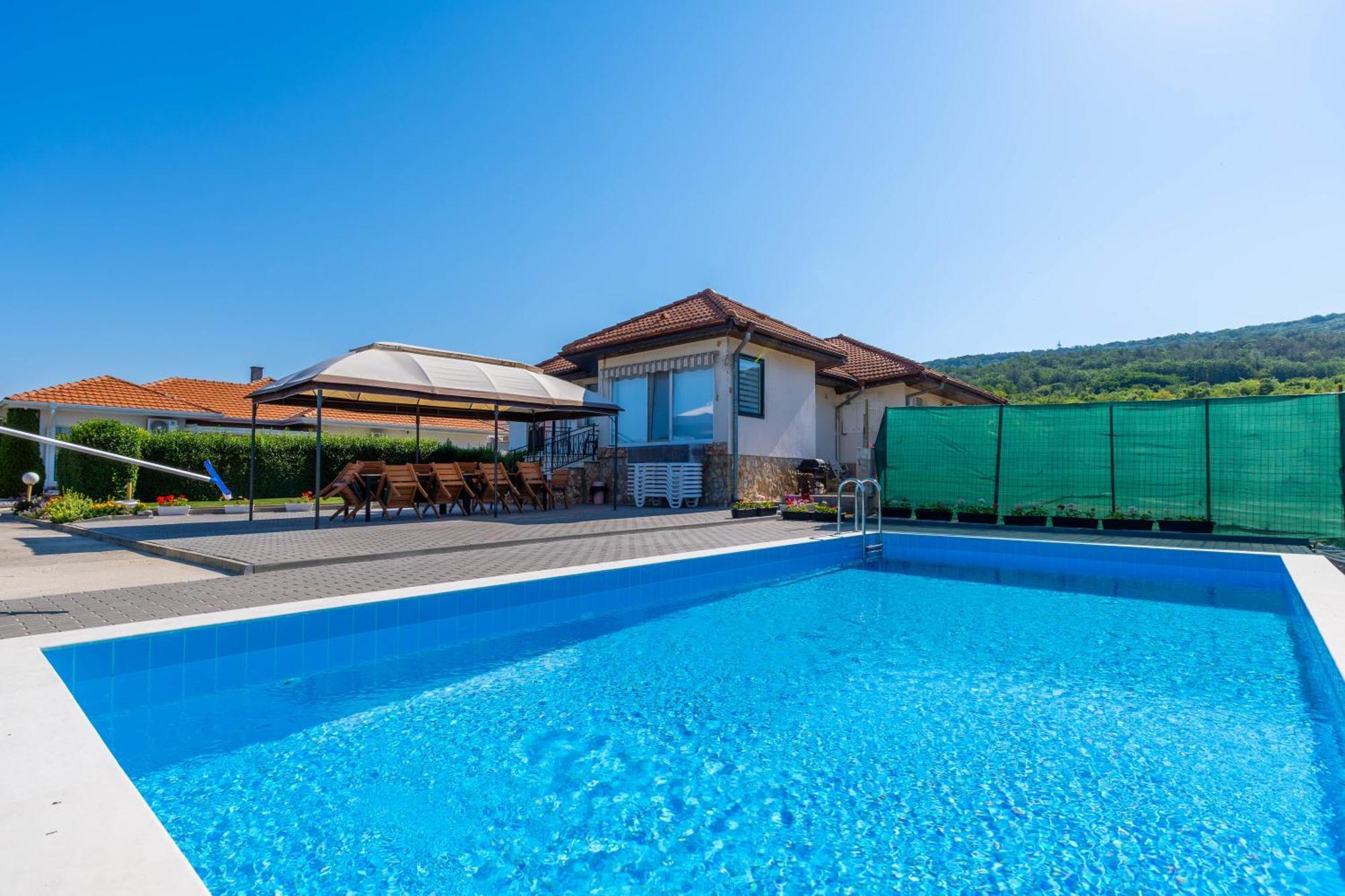 Geranium Holliday Villas Obrochishte Buitenkant foto