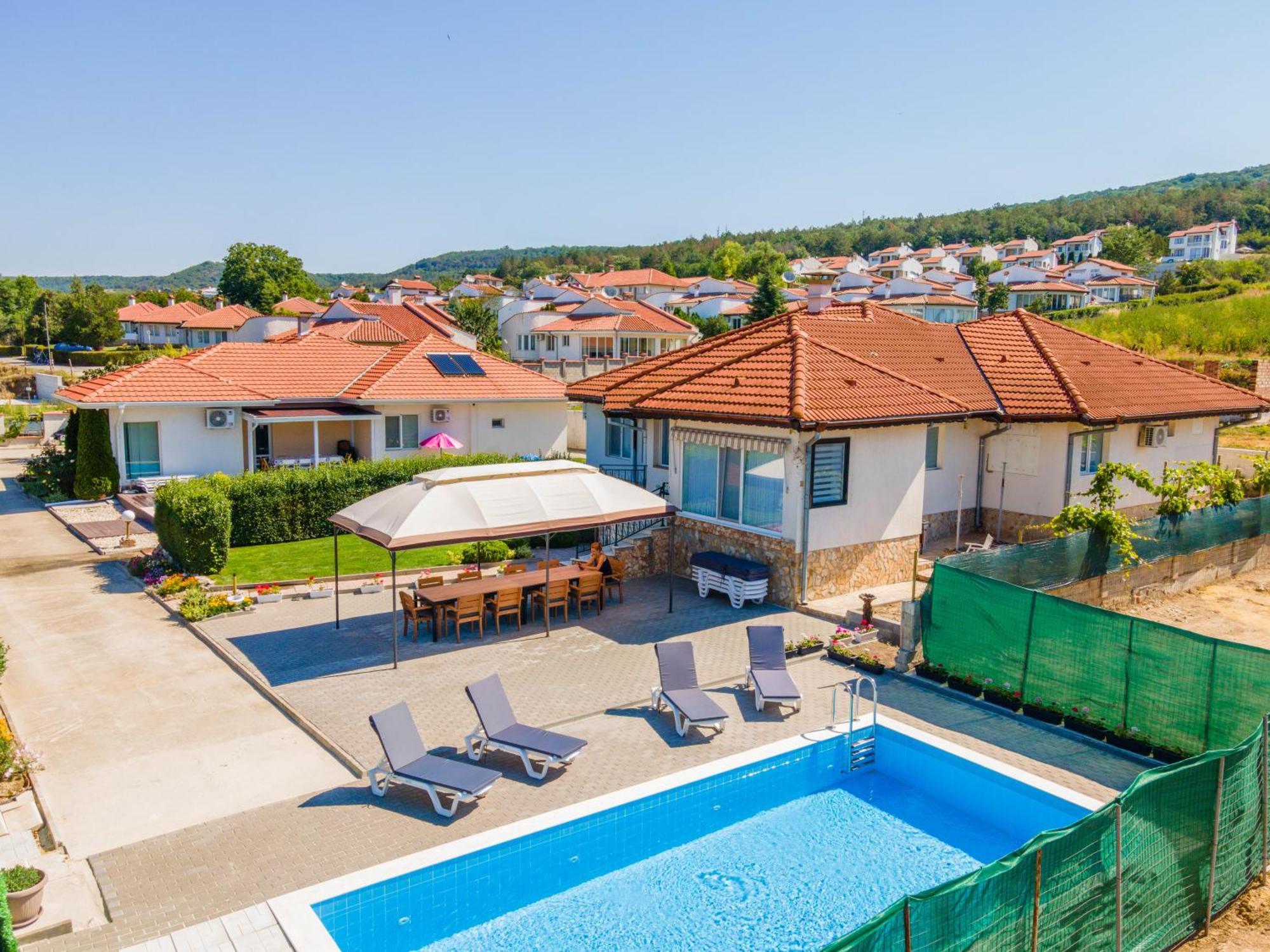 Geranium Holliday Villas Obrochishte Buitenkant foto