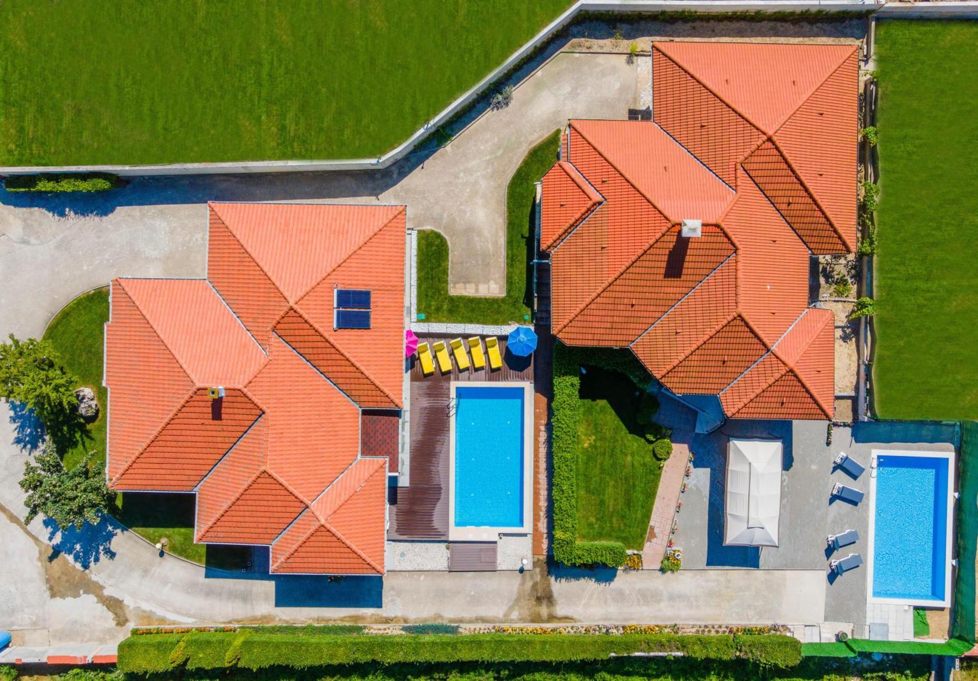 Geranium Holliday Villas Obrochishte Buitenkant foto
